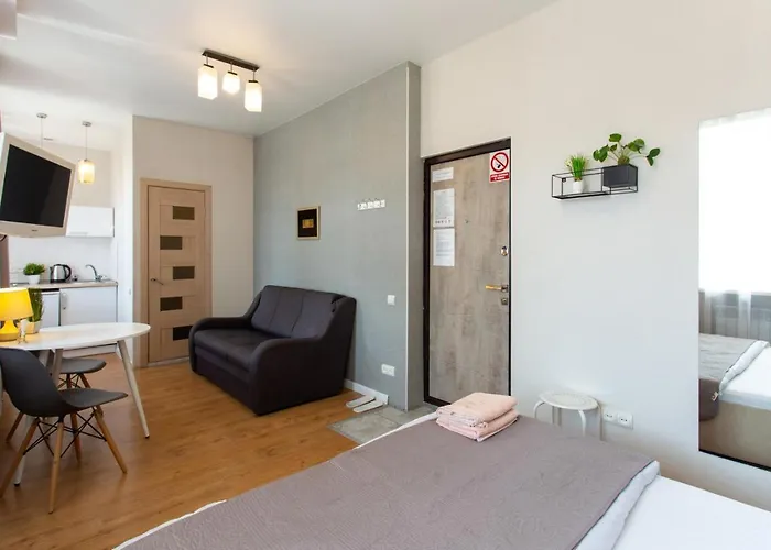 Modern Studio Beside Metro Yaroslava Mudroho, Universytet - Chernyshevska Str 95-7