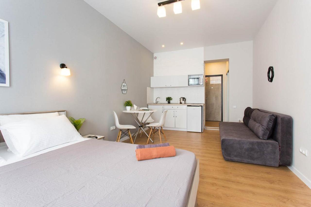 Apartment Modern Beside Metro Yaroslava Mudroho, Universytet - Chernyshevska Str 95-7 Kharkiv