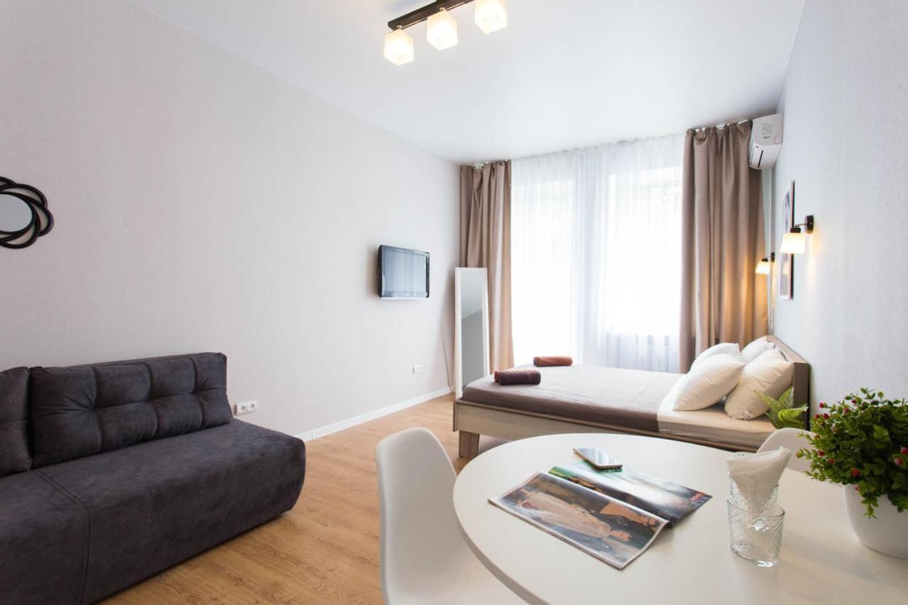 Apartment Modern Beside Metro Yaroslava Mudroho, Universytet - Chernyshevska Str 95-7 *