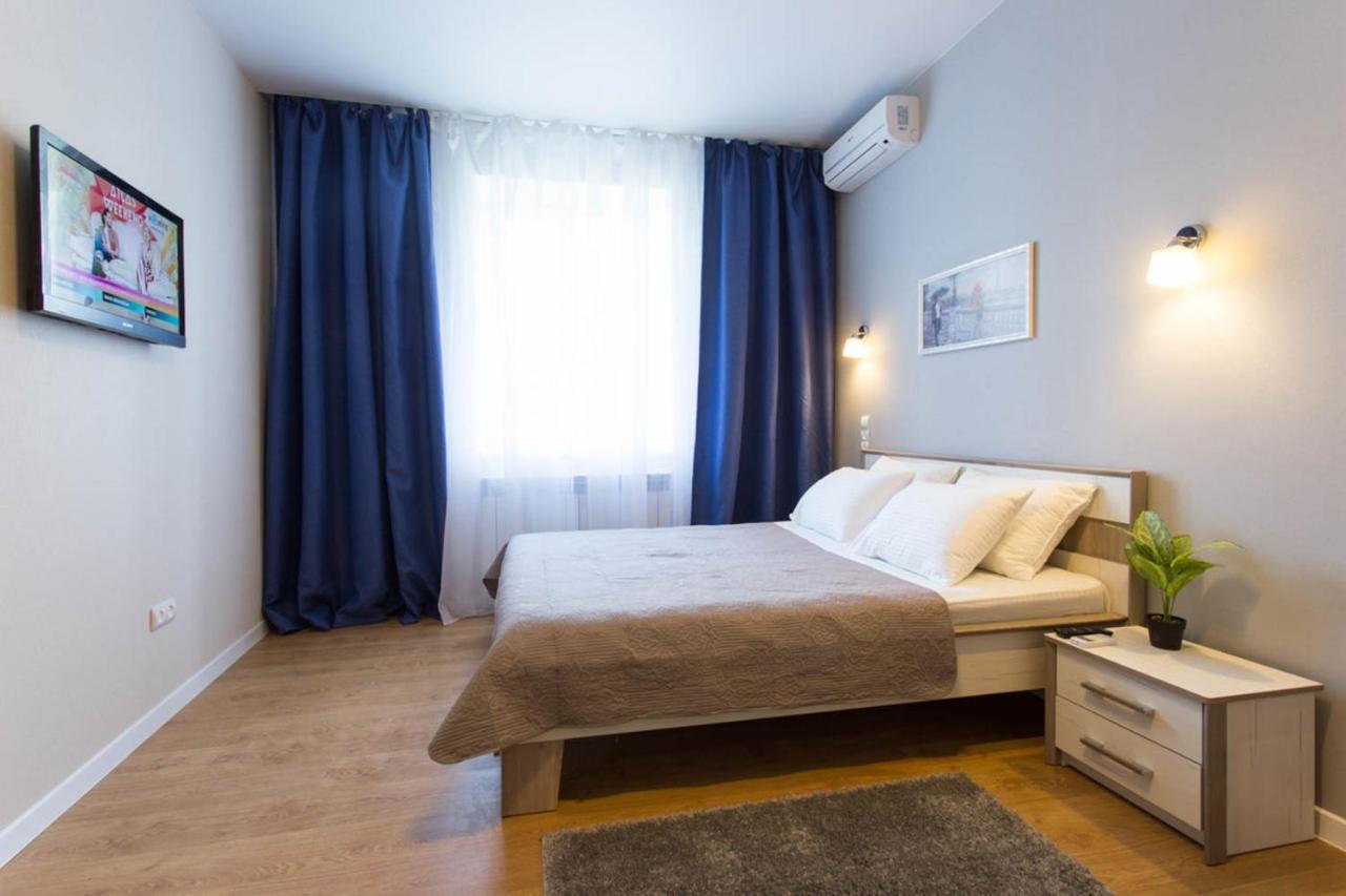 Modern Beside Metro Yaroslava Mudroho, Universytet - Chernyshevska Str 95-7 Apartment *