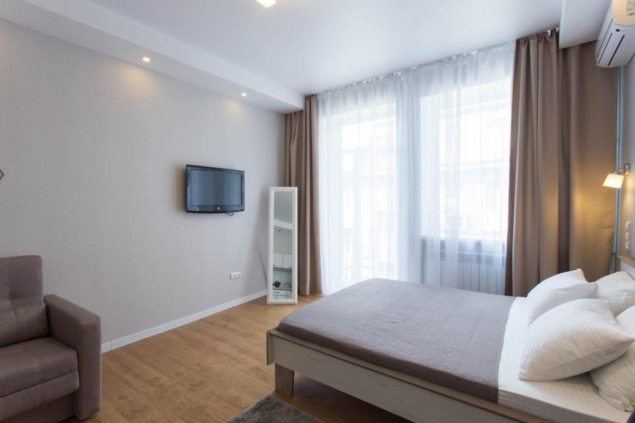 Modern Beside Metro Yaroslava Mudroho, Universytet - Chernyshevska Str 95-7 Apartment Kharkiv