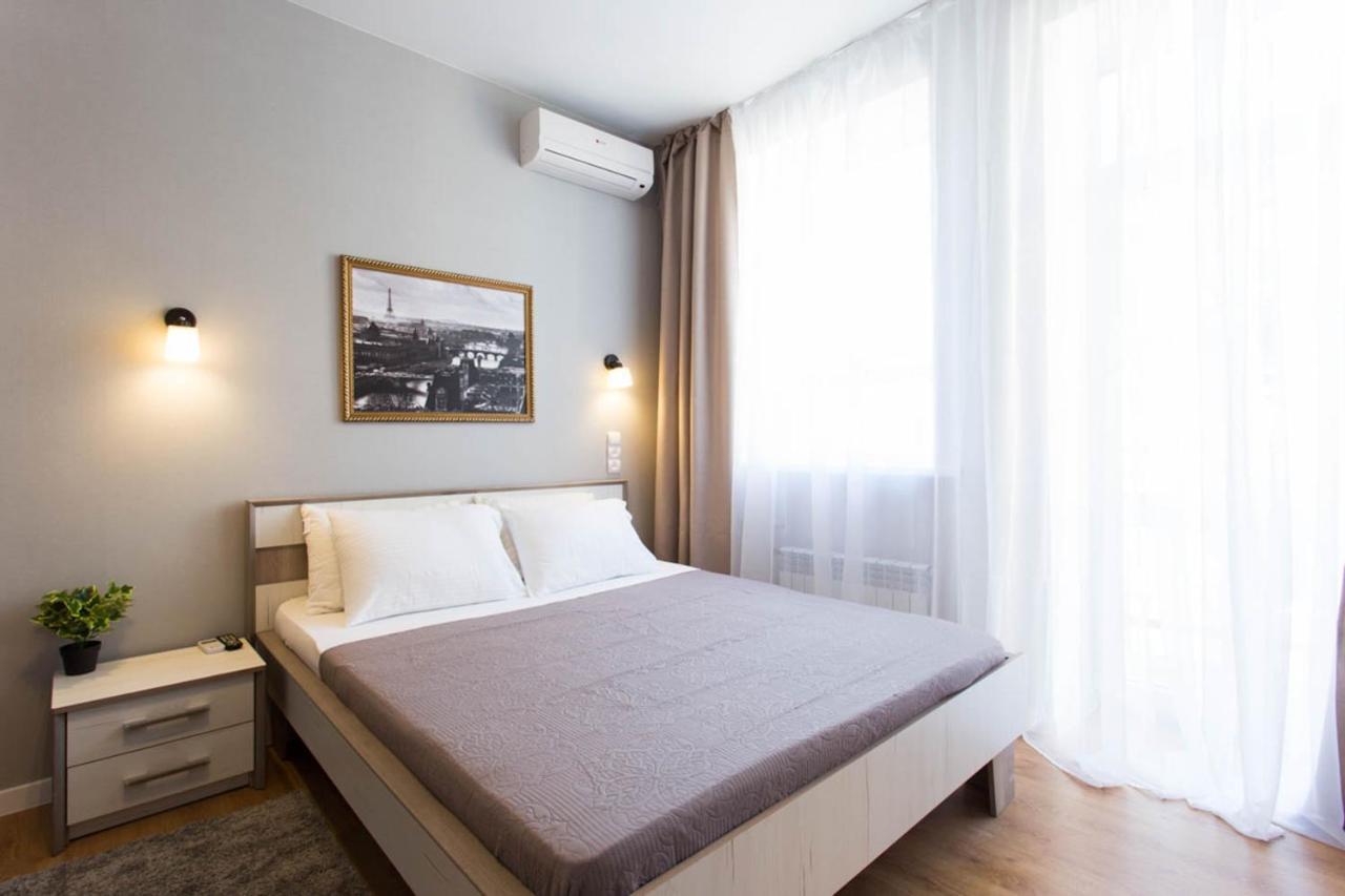 Modern Beside Metro Yaroslava Mudroho, Universytet - Chernyshevska Str 95-7 * Kharkiv