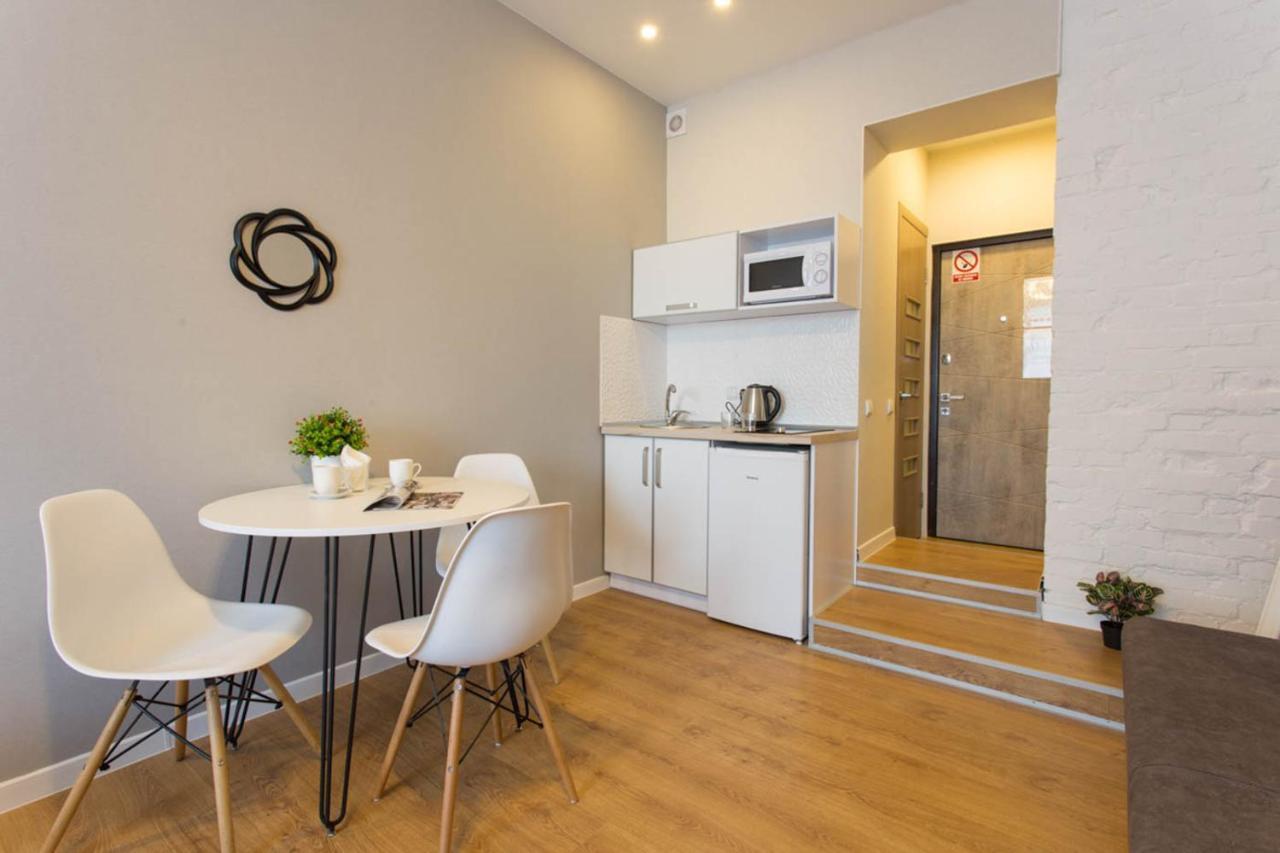 Modern Beside Metro Yaroslava Mudroho, Universytet - Chernyshevska Str 95-7 Apartment