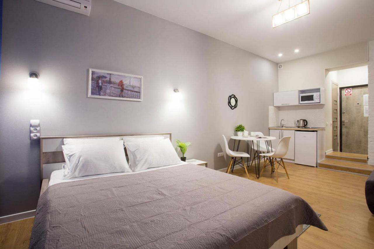 Apartment Modern Beside Metro Yaroslava Mudroho, Universytet - Chernyshevska Str 95-7 Kharkiv