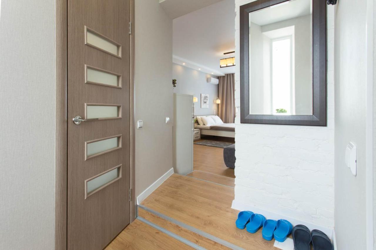 Modern Beside Metro Yaroslava Mudroho, Universytet - Chernyshevska Str 95-7 Apartment Kharkiv