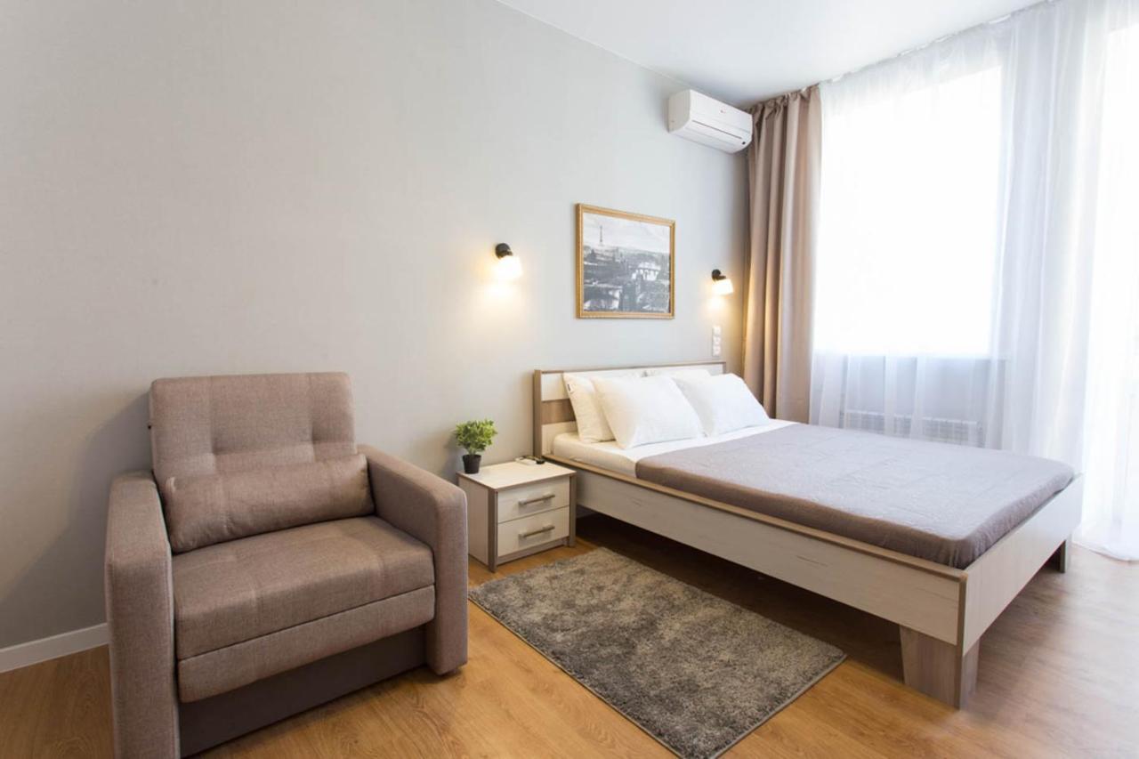 Apartment Modern Beside Metro Yaroslava Mudroho, Universytet - Chernyshevska Str 95-7